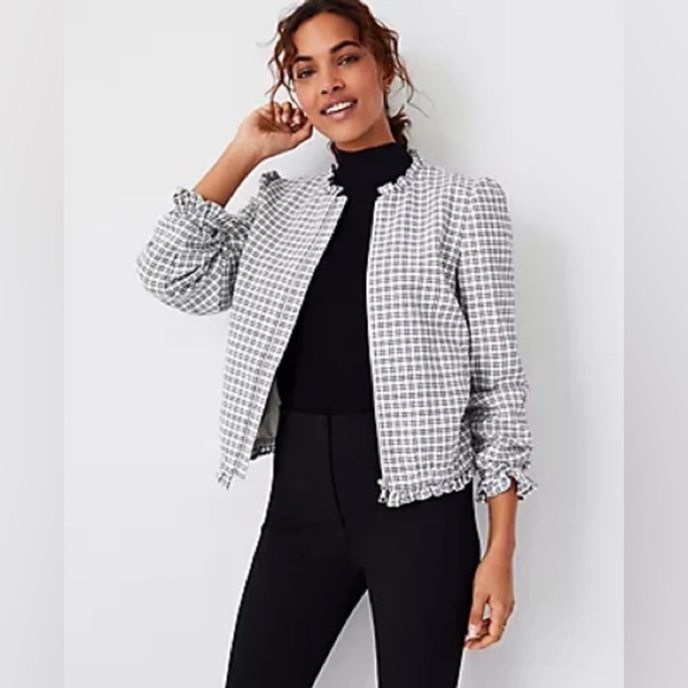 NWT ANN TAYLOR SIZE XS Plaid Ruffle Zip Jacket In White Multi 556715